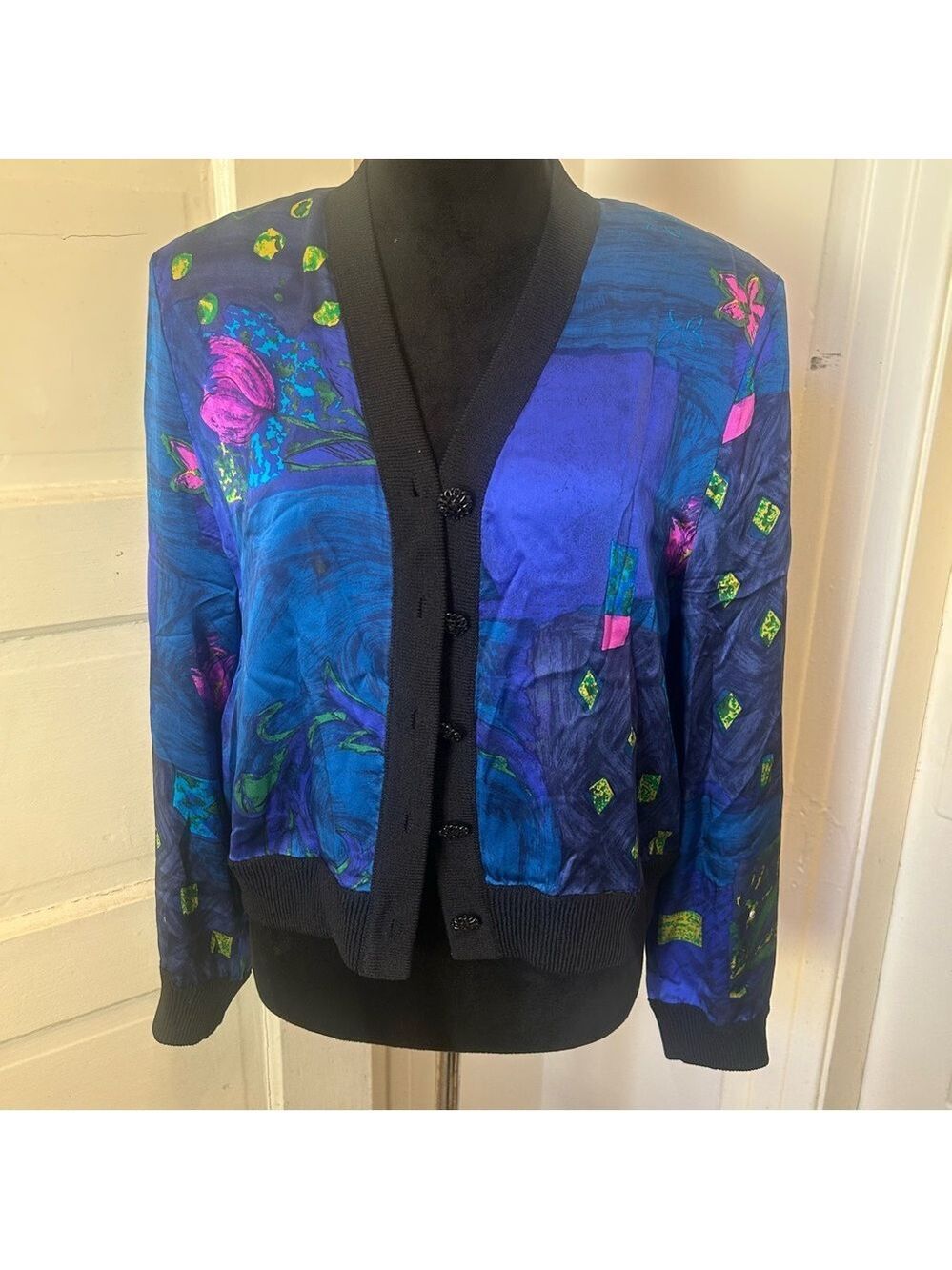 ST JOHN Silk Santana Knit Floral Art to Wear Coastal Grandma Cardigan Boho 8